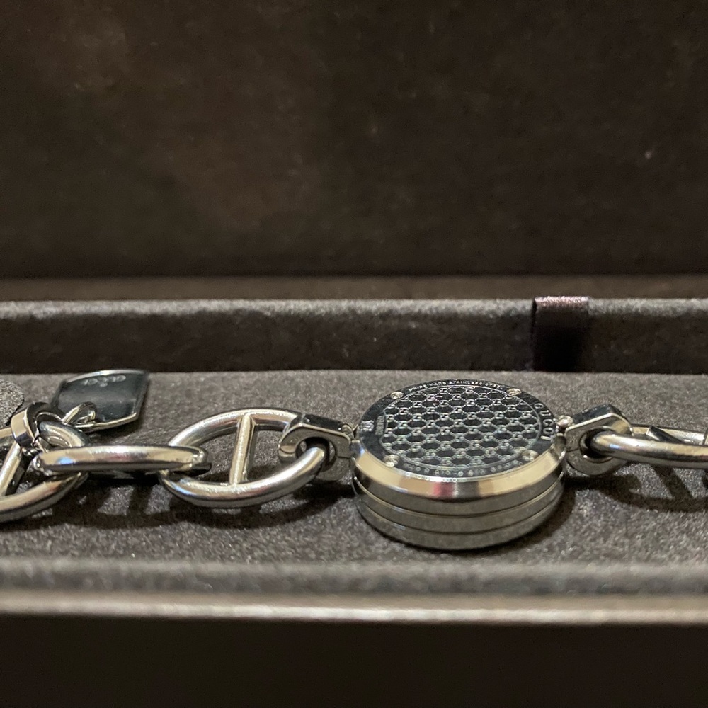 GUCCI Watch - Picture 8 of 11